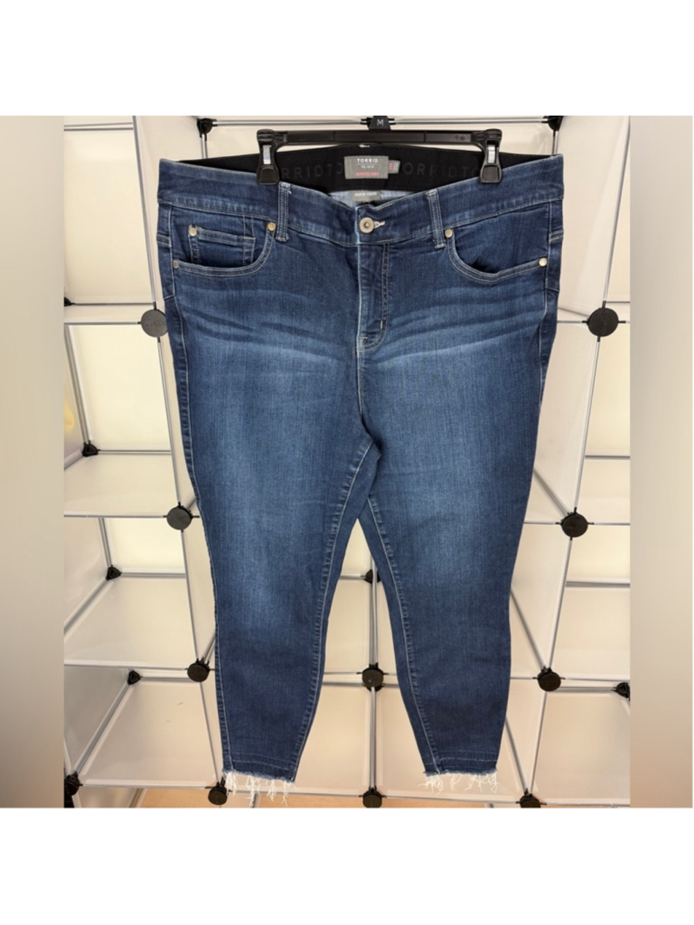 Torrid Women's Premium Stretch Bombshell Skinny High Rise Jeans Size 20R